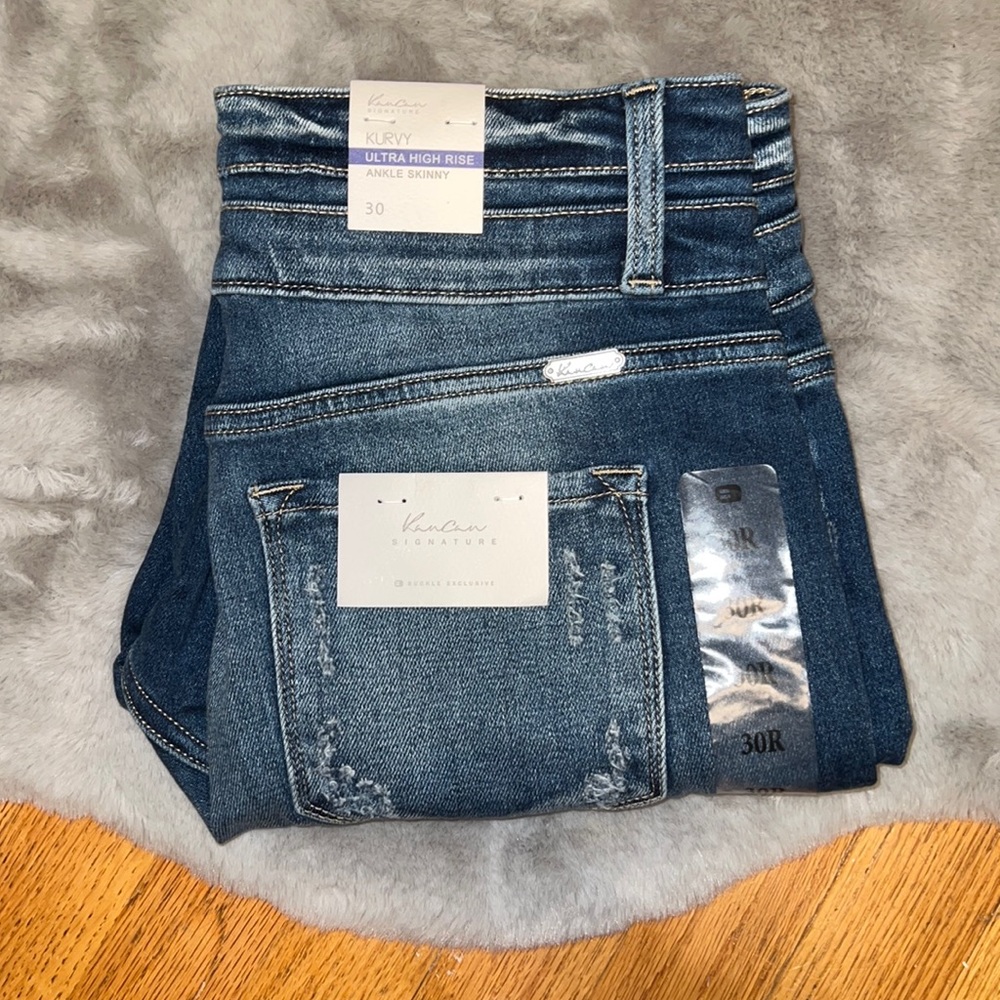 COPY - NWT KanCan Jeans from Buckle
